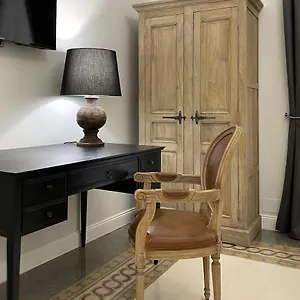 https://dimora-borghese-whitaker.palermohotels.org