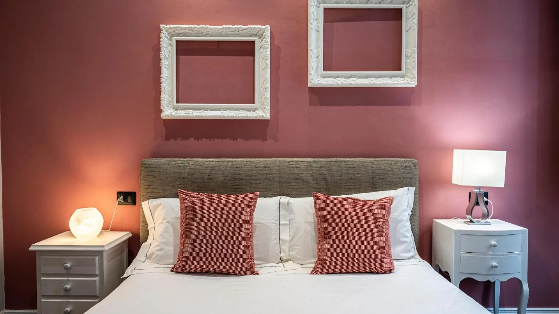 Cherubini Palace Thematic Apartment Firenze Italia