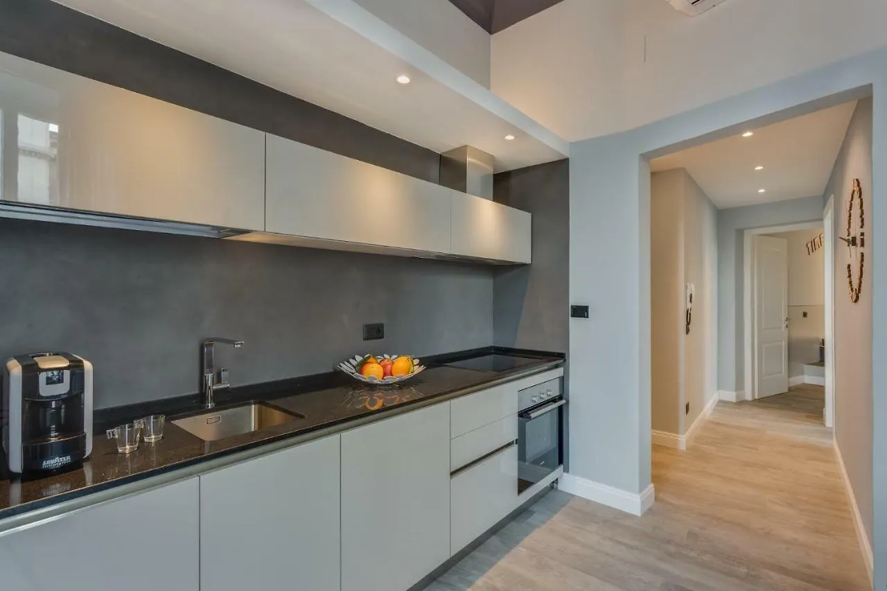 Cherubini Palace Thematic Apartment Firenze