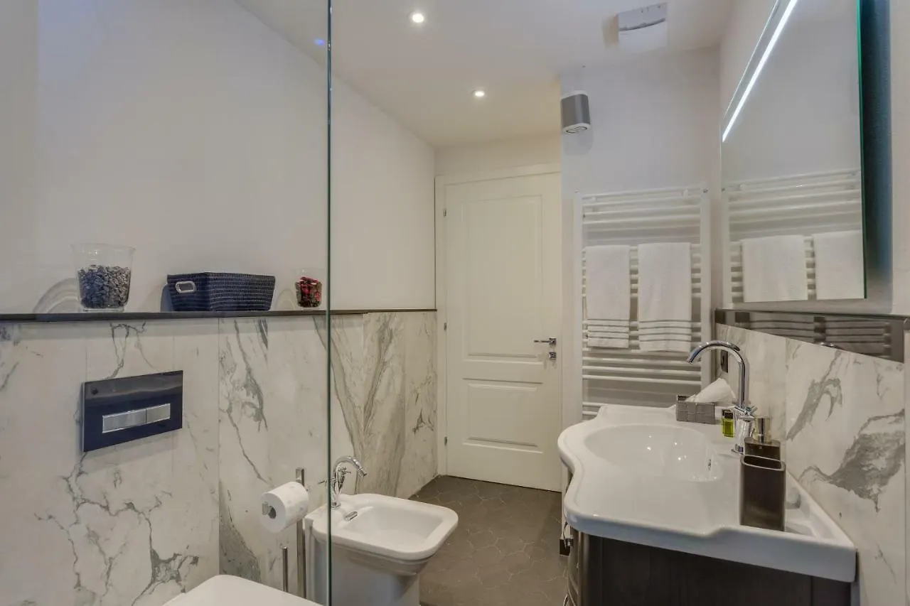 Cherubini Palace Thematic Apartment Firenze